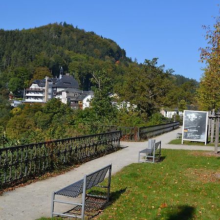 Hotel Weisser Hirsch Schwarzburg Exterior photo