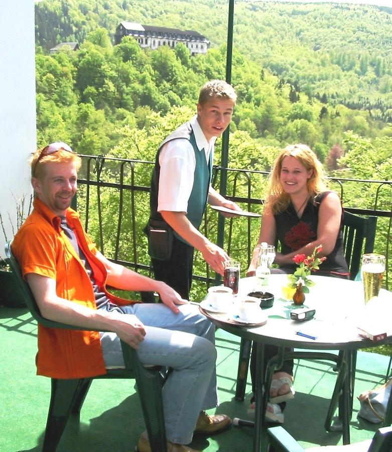 Hotel Weisser Hirsch Schwarzburg Exterior photo